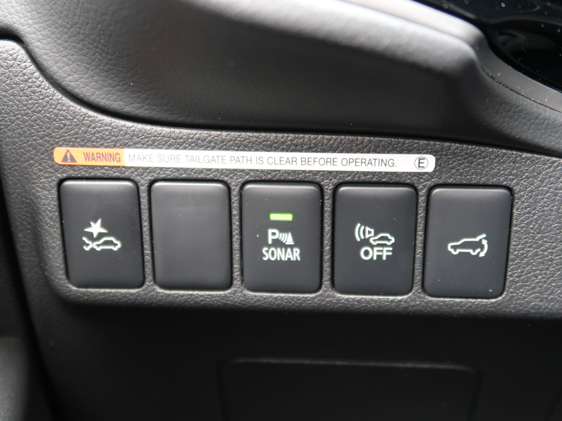 43315441-26.jpg