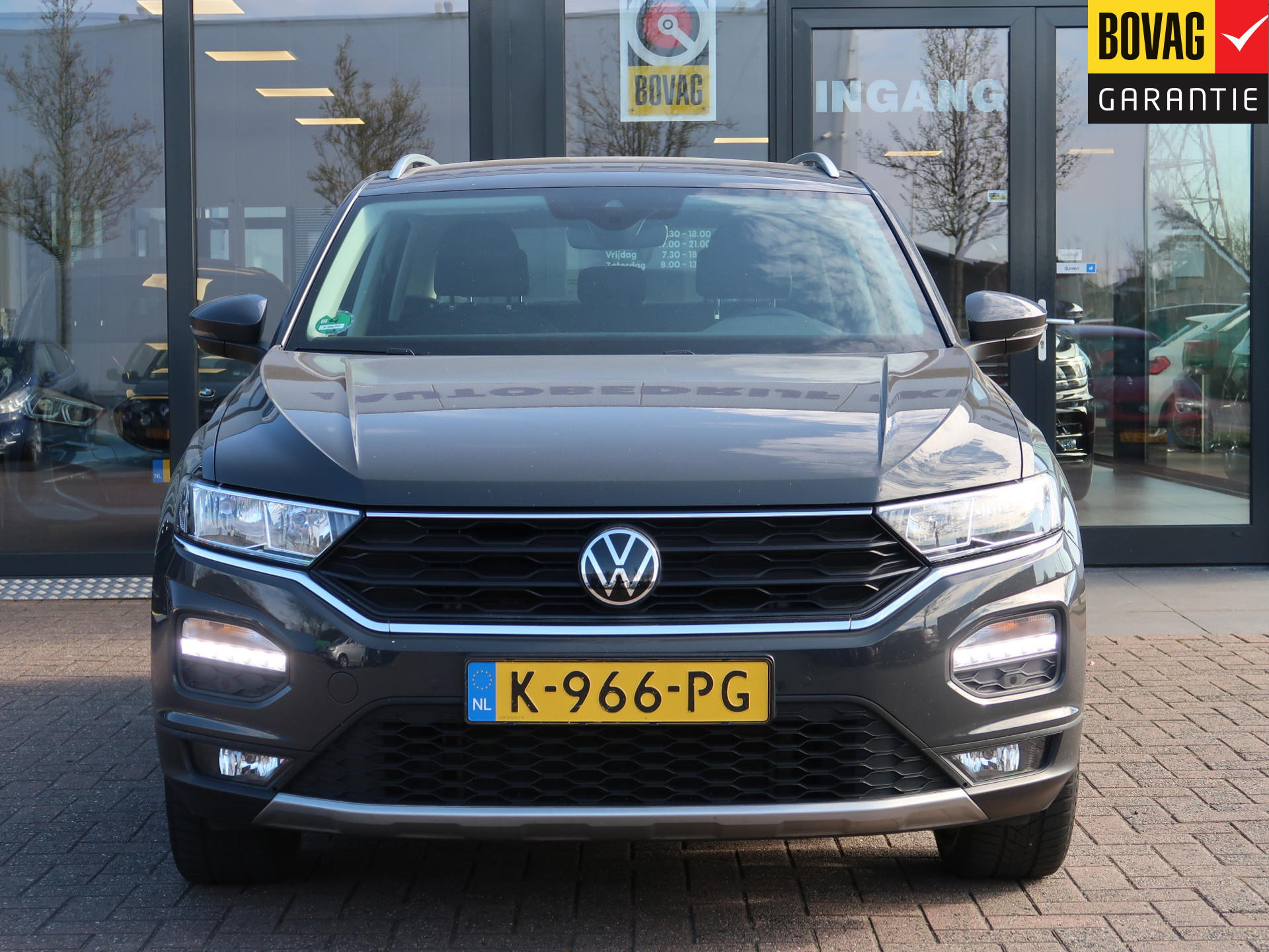 43730512-4.jpg