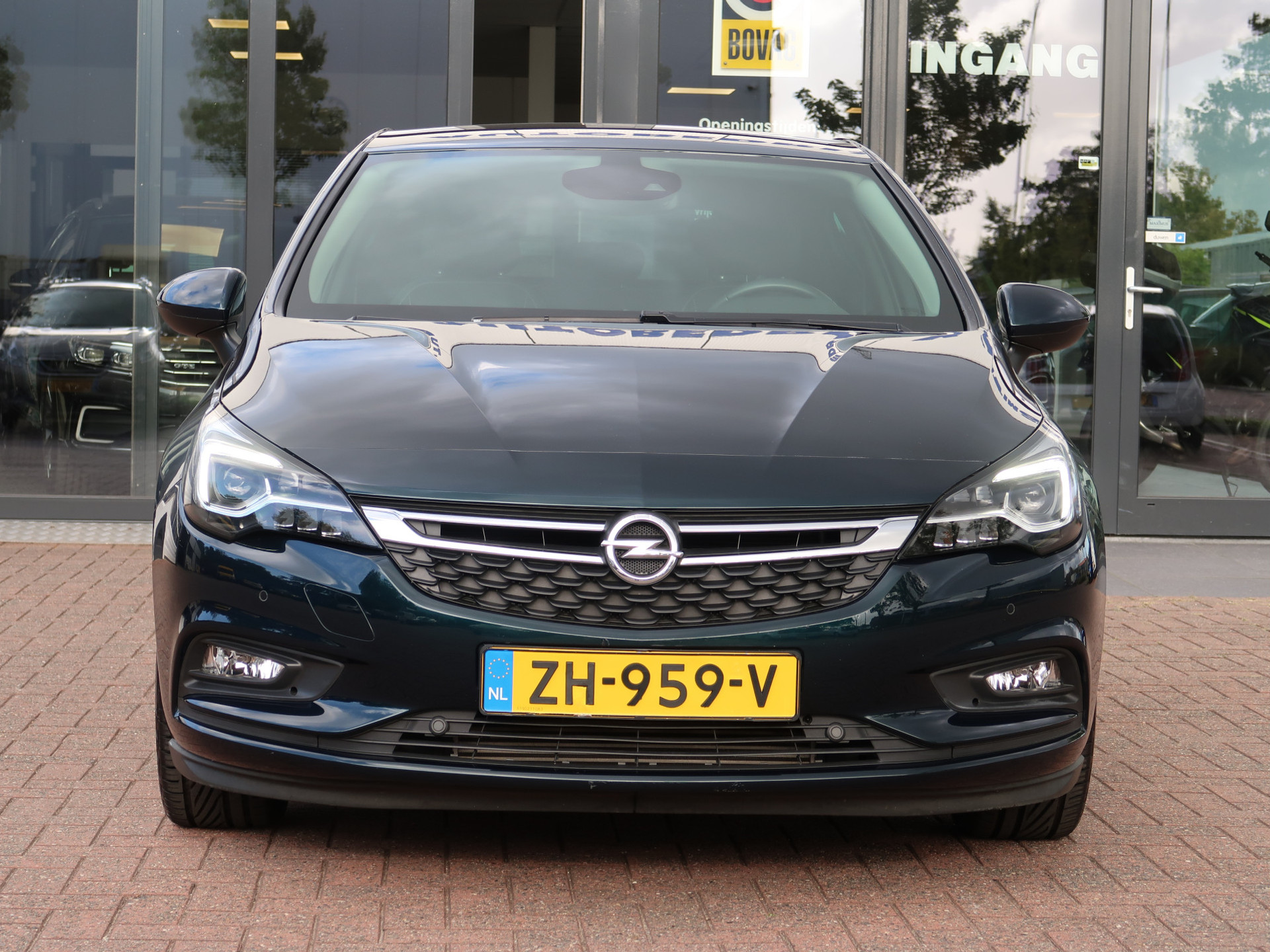 47831718-26.jpg