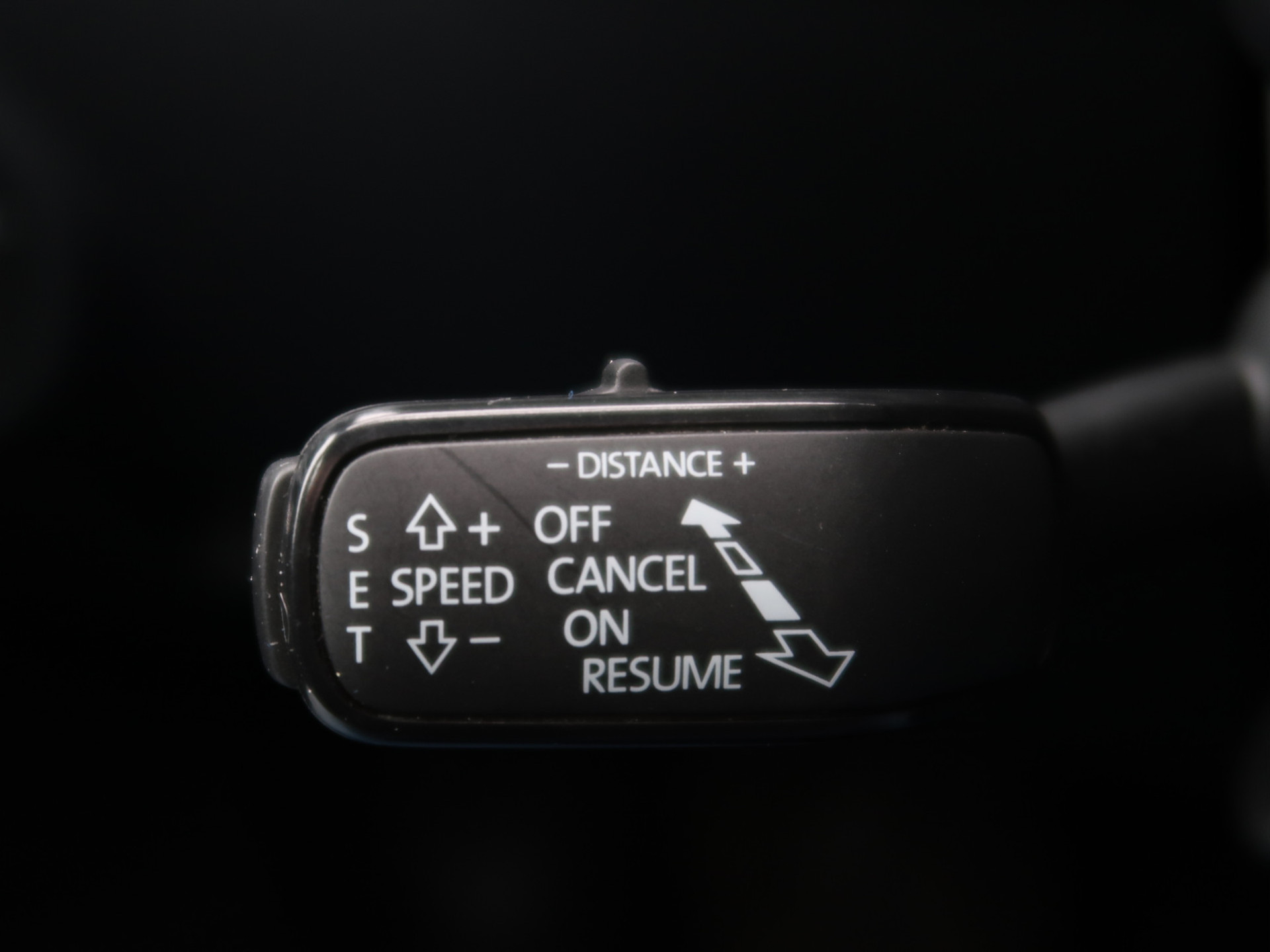 48269616-34.jpg